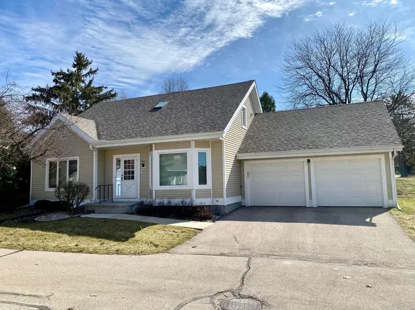 29 Quail Ridge Dr, Madison, WI 53717