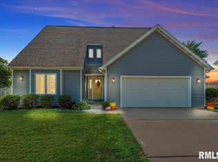 205 Kingspoint, Sherman, IL 62684