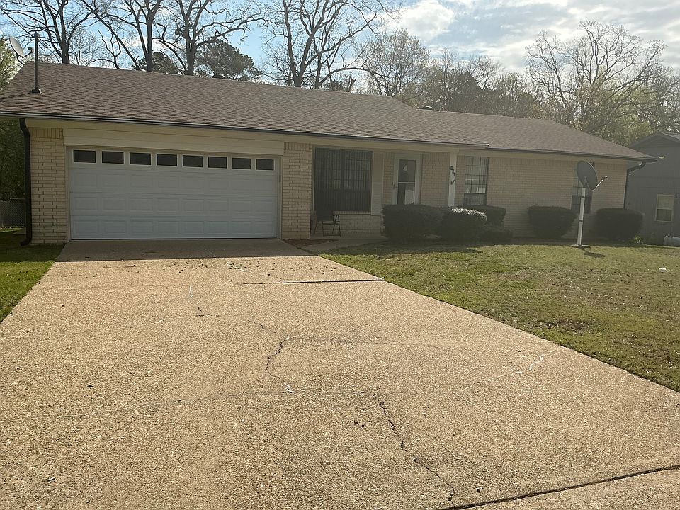 1st image of 108 Ridgeview St