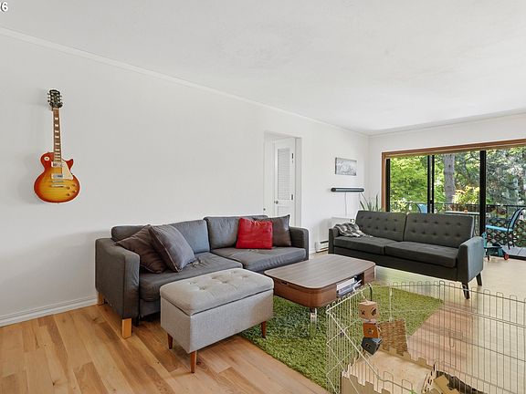 5th image of 2021 SW Main St Unit 41
