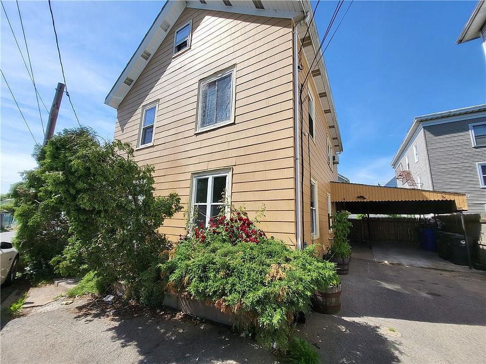 1st image of 127 Sherman St