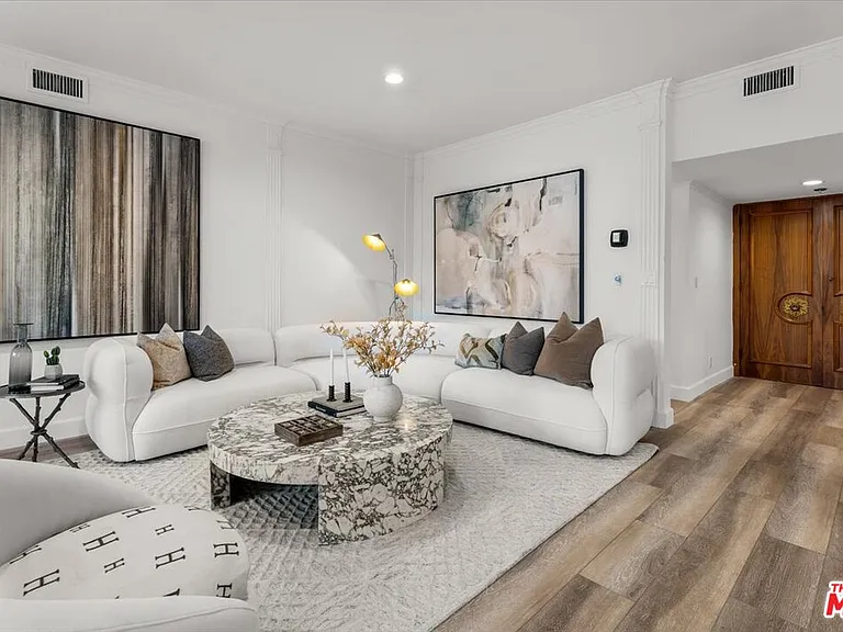 1333 S Beverly Glen Blvd #405 — Photo 5