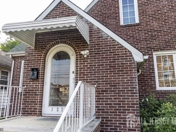 127 Hussa St, Linden, NJ 07036
