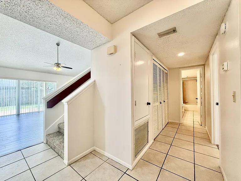 463 E Springtree Way — Photo 15