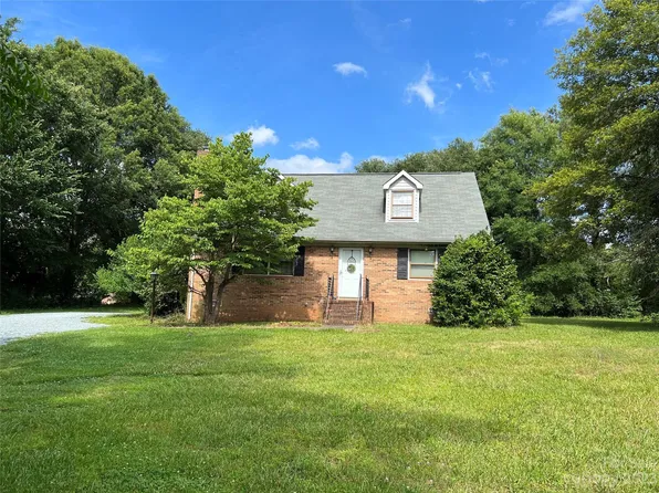 2813 Castlebrook Dr, Monroe, NC 28112