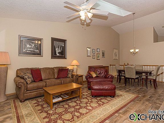 5th image of 3990 Prairie Ln