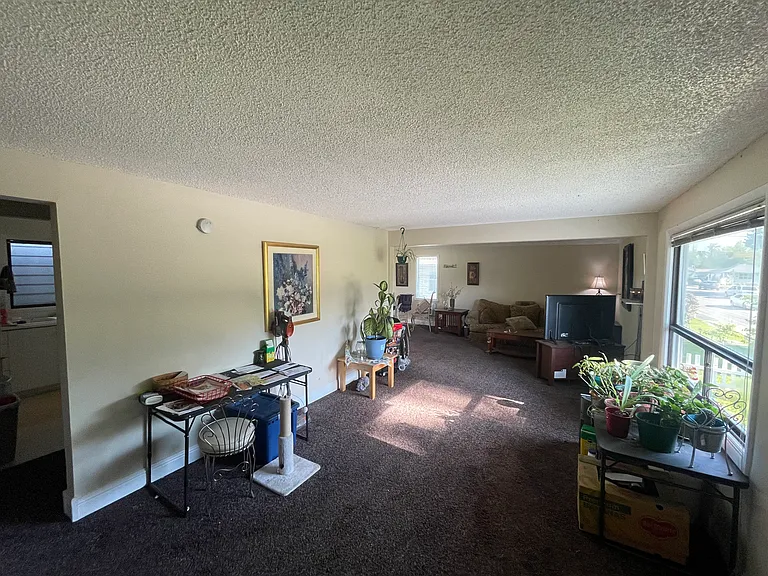 5724 N Nevada St #3 — Photo 8