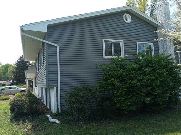 3rd image of 266 Brookhaven Dr N