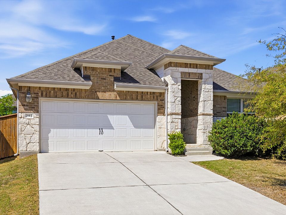 1st image of 292 Eagle Ford Dr