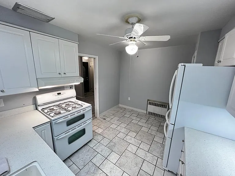 715 Williams Dr — Photo 42