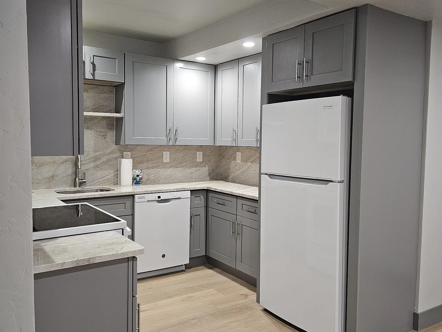 1 bed, 3022 sqft, $1,750 — Photo 1