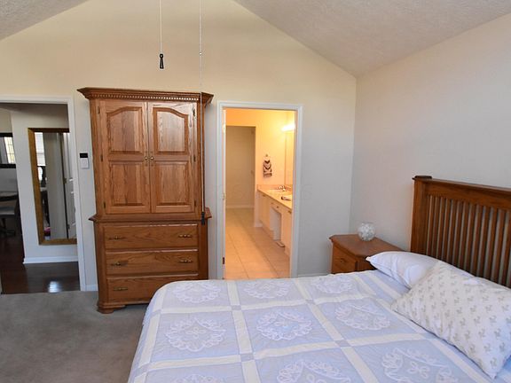 4th image of 4328 Bridgelane Pl #4328