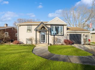 236 Highland Ave, Hampshire, IL