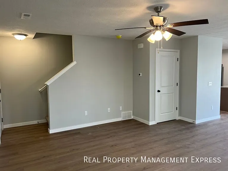 9666 W Tunis Dr — Photo 12