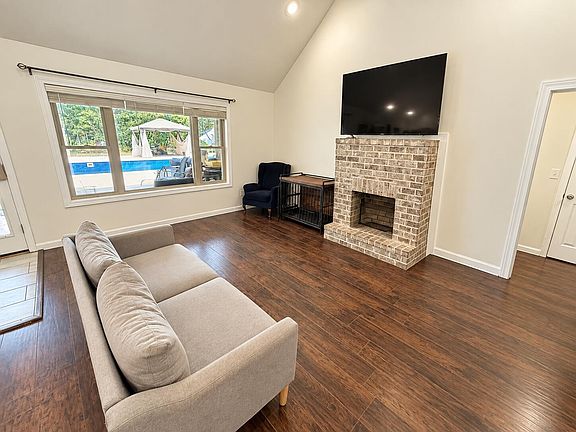 5th image of 170 Winery Rd