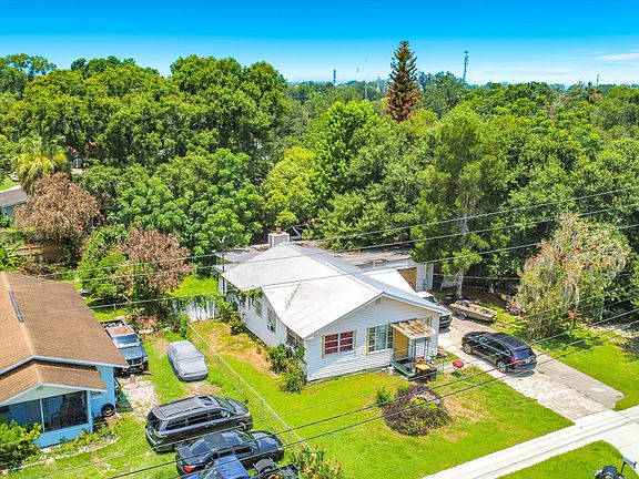 3rd image of 217 Eastside Dr S