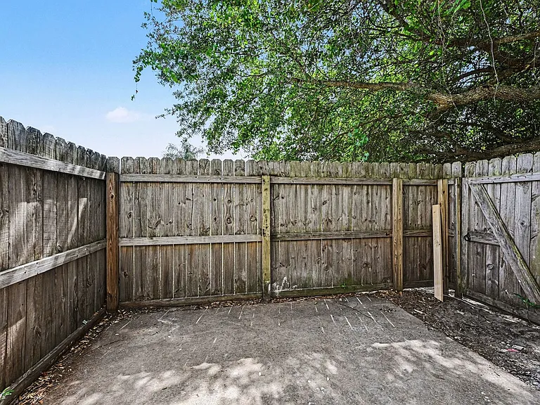 2173 Stewart Rd — Photo 26
