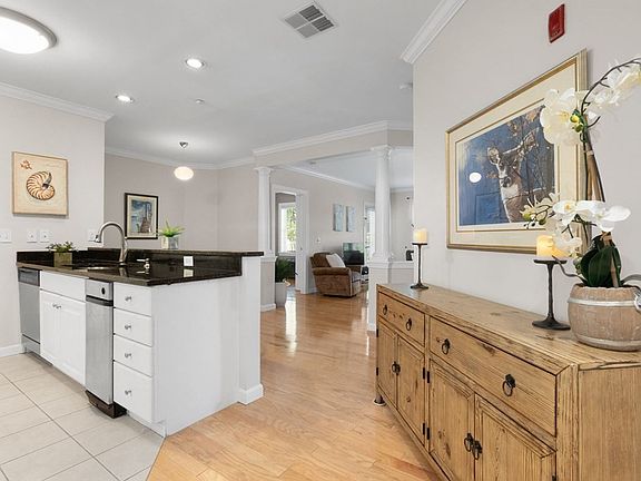3rd image of 5 Woodman Way Unit 302