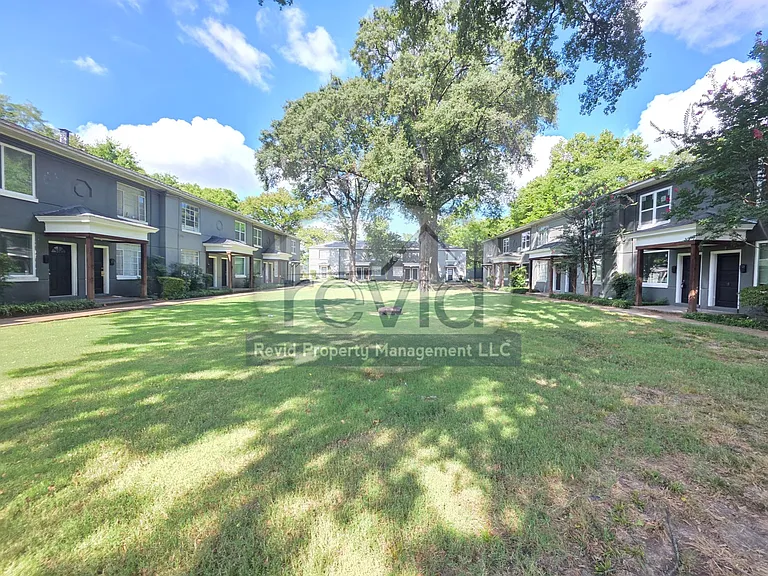 Goodbar Townhomes — Photo 1