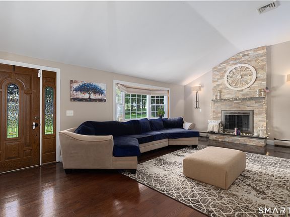 3rd image of 123 Northwood Drive