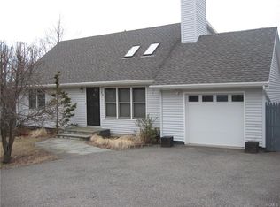 58 Concord Rd, Carmel, NY 10512