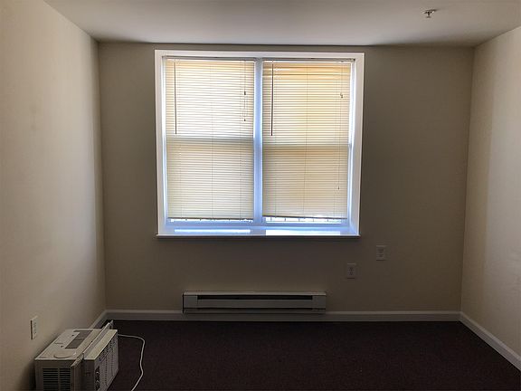5th image of 5830 N 16th St APT 33