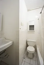 Rented by Rennit Inc.