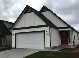 1014 Cherry St, Medford, OR