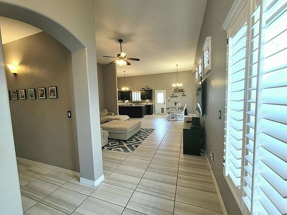 3rd image of 7852 Enchanted View Dr