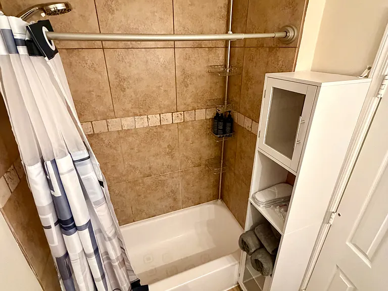 1131 E Virginia Ave — Photo 13