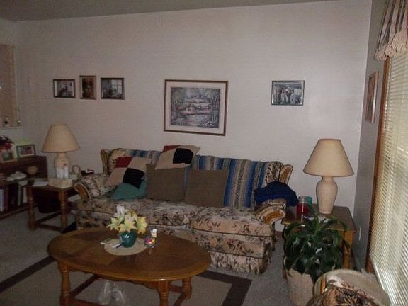4th image of 2312 Bluebird Dr