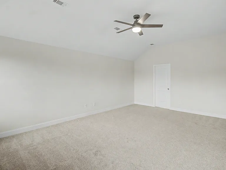 173 McClelland Loop NE — Photo 37