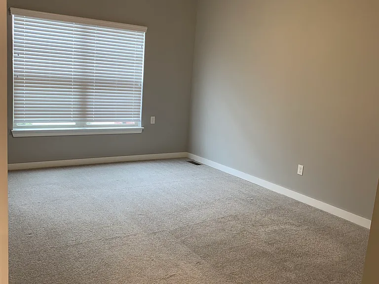 Shelby Pointe Village — Photo 54