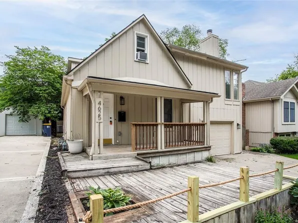 4625 Bell St, Kansas City, MO 64112