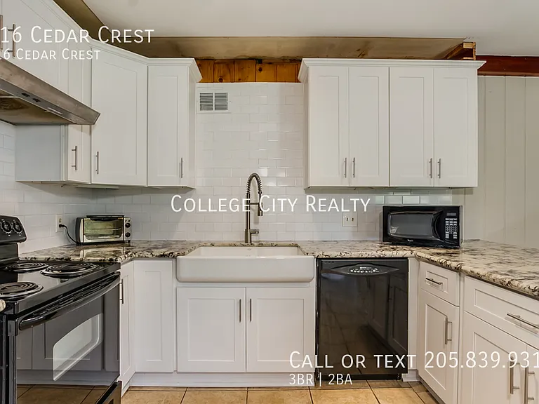 216 Cedar Crst — Photo 17