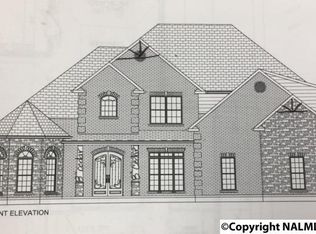 2027 Meadow Creek Cir, Owens Cross Roads, AL 35763