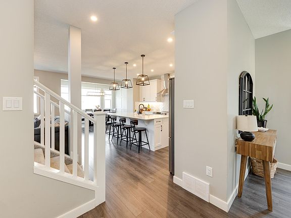 4th image of 25 Daly Pl