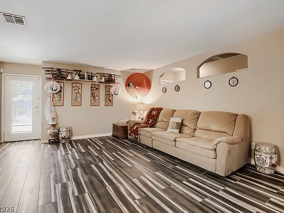 3rd image of 6431 Shining Sand Ave