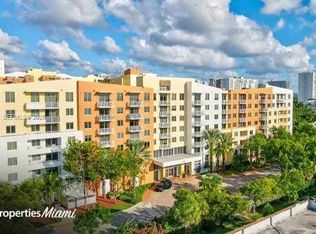 The Venture, Aventura, FL 33180