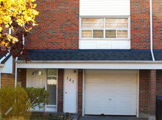 143 Purpledusk Trl, Toronto, ON M1E 4C9
