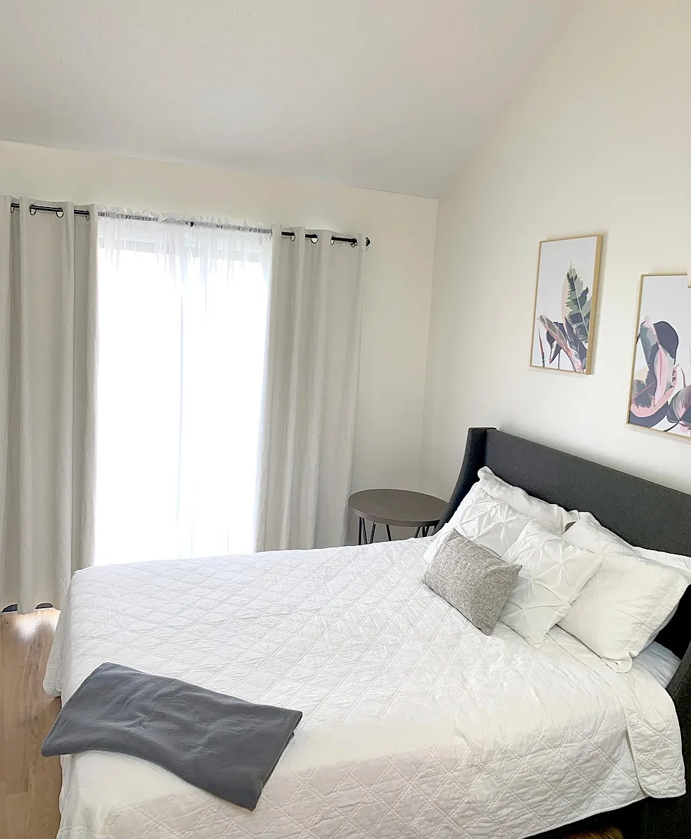 Building Photo - 1851 Colony Dr #5