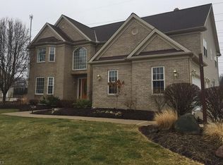 35866 Spatterdock Ln, Solon, OH 44139