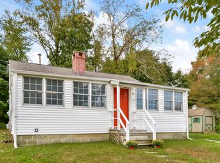 10 Blueberry Ln, Danbury, CT 06810