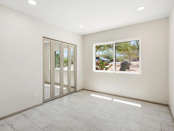 5th image of 5925 N Calle Tiburon