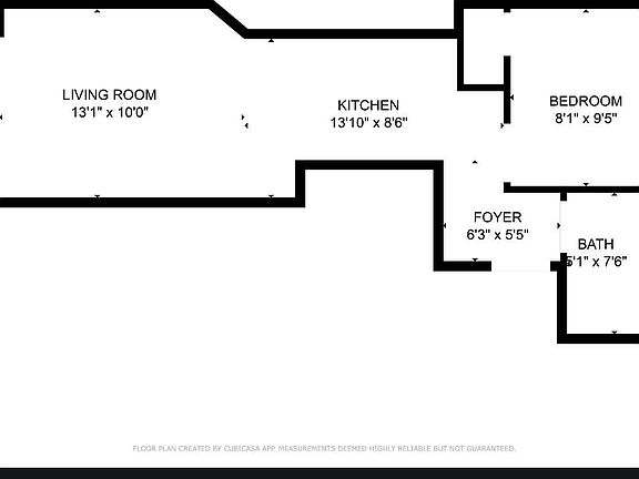 2nd image of 136 Delancey St #2