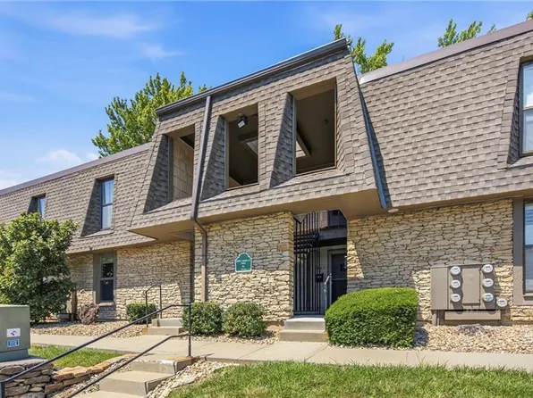 7405 W 102nd Ct #103, Overland Park, KS 66212