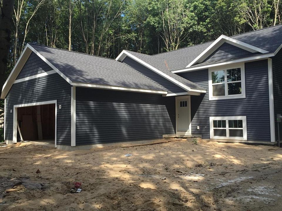 1st image of 13437 Young Forest Ct