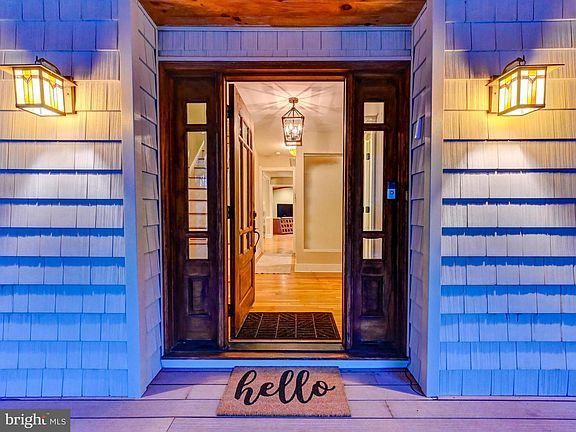 3rd image of 1134 Freeland Rd