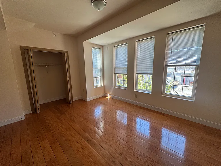 917 Ridge Ave #B — Photo 5