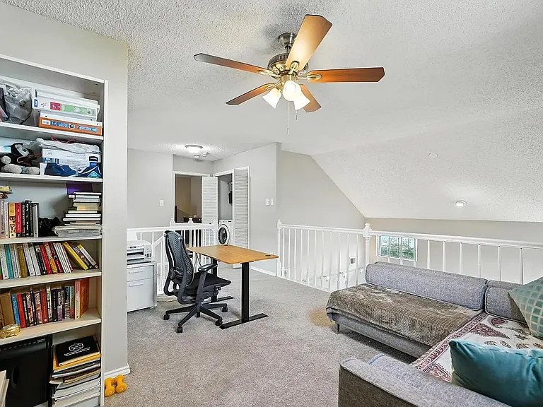 1426 Harmony Ln — Photo 26